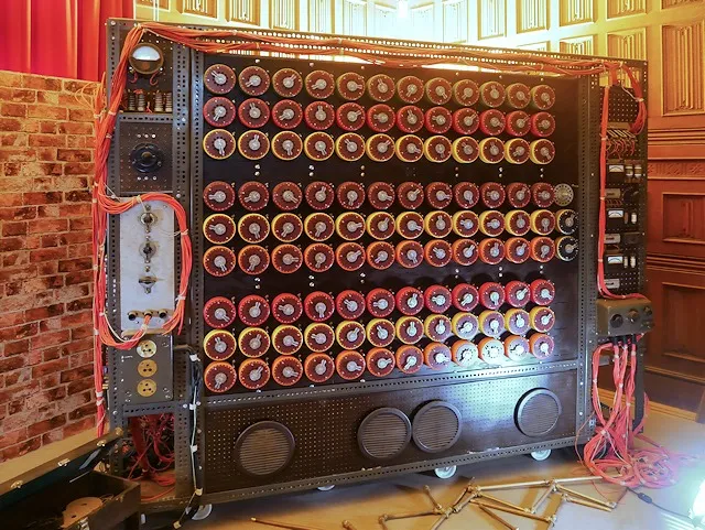 Code breaker alan turing computer