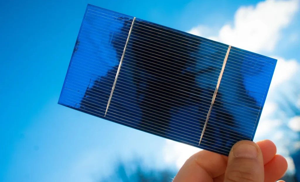 solar cell in hand